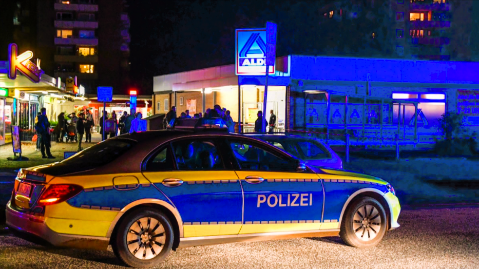 Raubüberfall auf Aldi!  Täter erbeuten Waren im Wert von 100.000 Euro