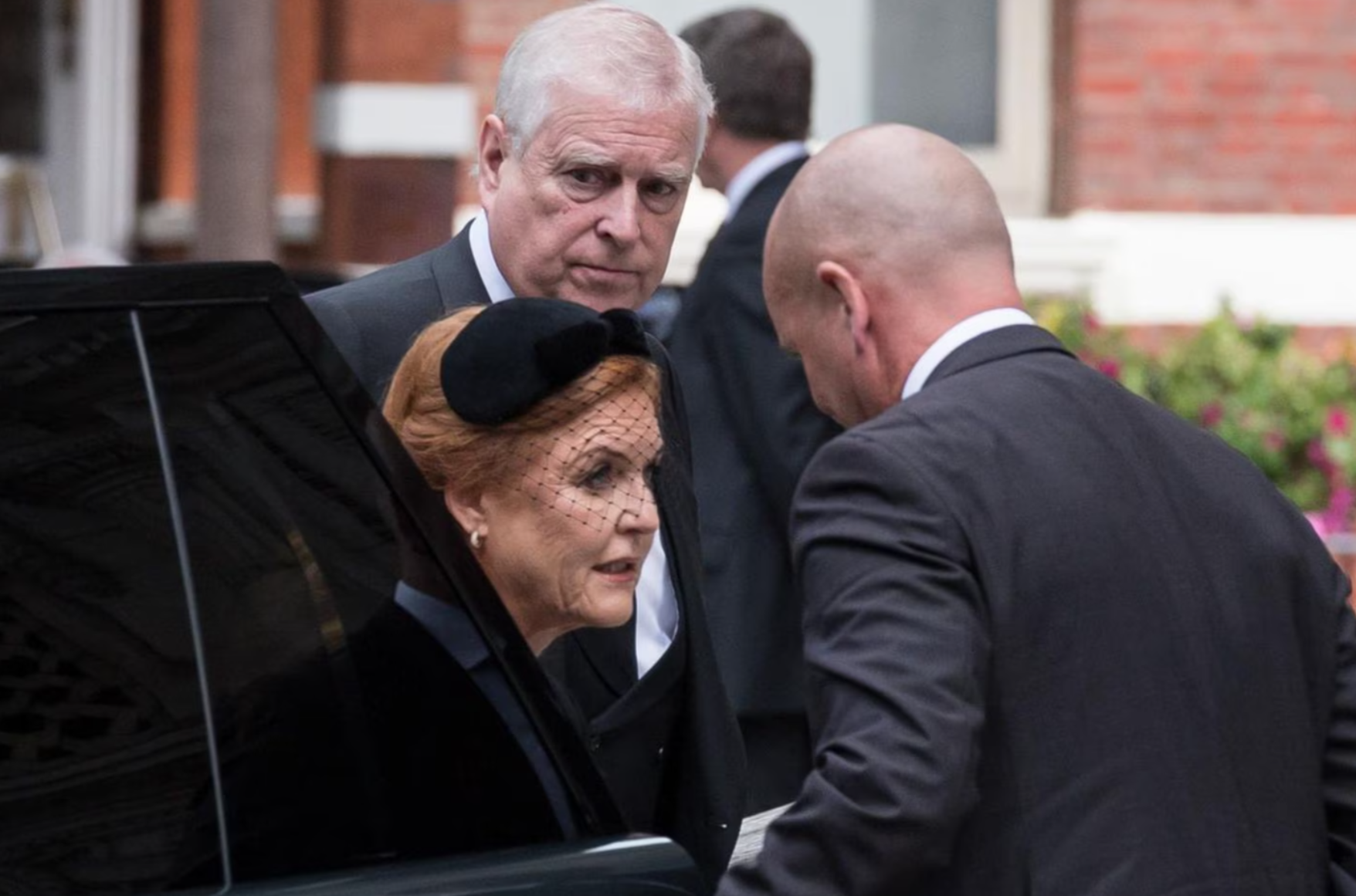 Update! Sarah Ferguson soll in psychiatrischer Klinik in der Schweiz eingecheckt haben!